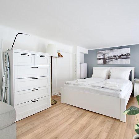 Studio Apartments By Hi5- Cozy Studio Budapest Eksteriør billede
