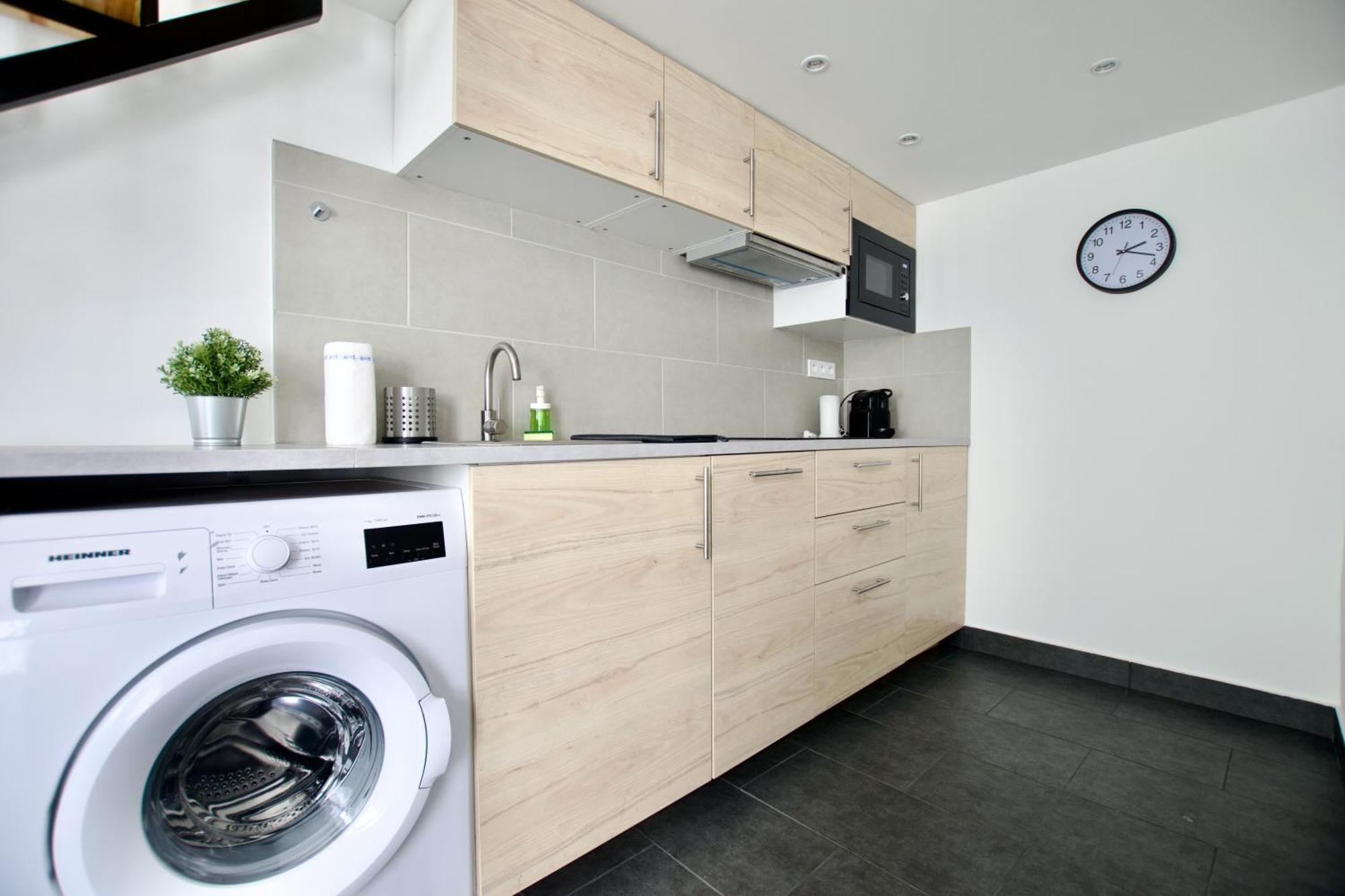 Studio Apartments By Hi5- Cozy Studio Budapest Eksteriør billede
