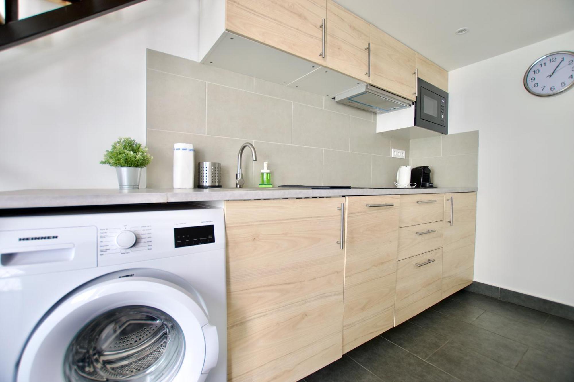 Studio Apartments By Hi5- Cozy Studio Budapest Eksteriør billede
